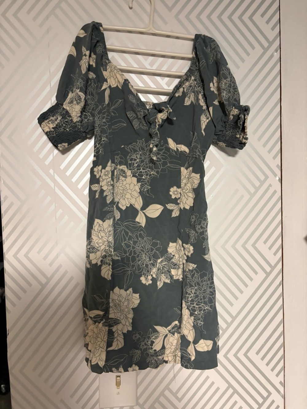 Mimi Chica Sage Green Floral Tie-Front Midi Dress